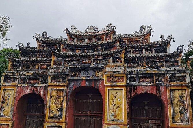 Hue Sightseeing Royal Tombs, Pagoda, Citadel by Private Car - Customer Experience