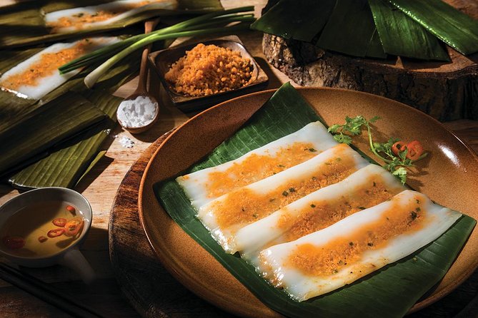 Hue Street Food Tour by Cyclo Review - Meeting and Pickup Details