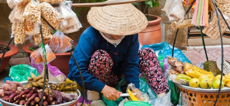 Hue Street Food Tour: Taste Local Flavors With Local Guide - What to Bring and Important Notes