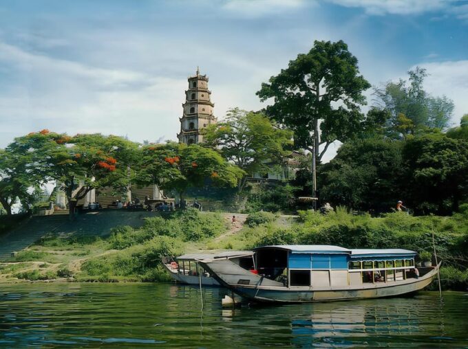 Hue: Sunset Cruise on the Perfume River - Customer Feedback