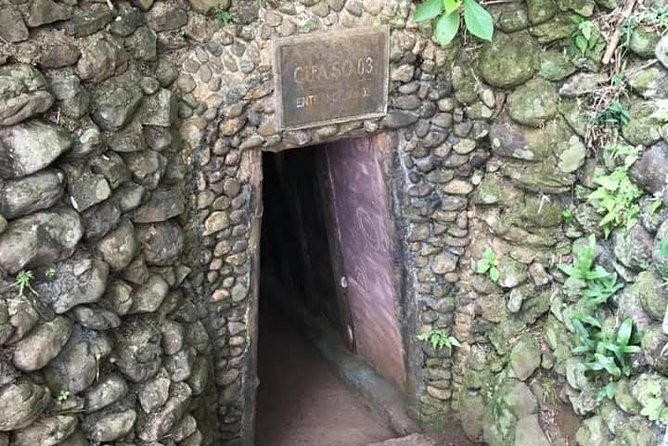 Hue to Vinh Moc Tunnels and Khe Sanh Combat Base(Vietnam DMZ) - Pickup Information