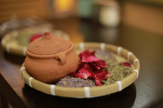Hue Traditional Massage for Healing, 45 Mins - Therapeutic Components