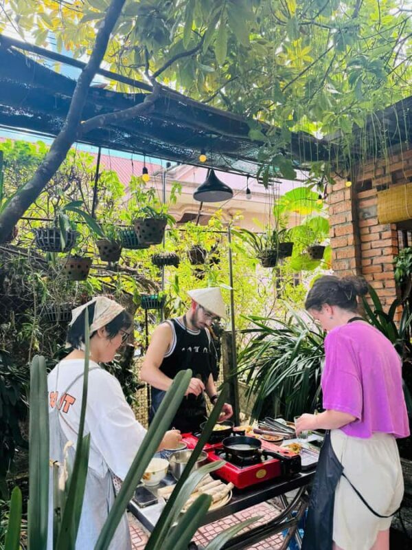 Hue: Traditional Vietnamese Cooking Class - Key Points