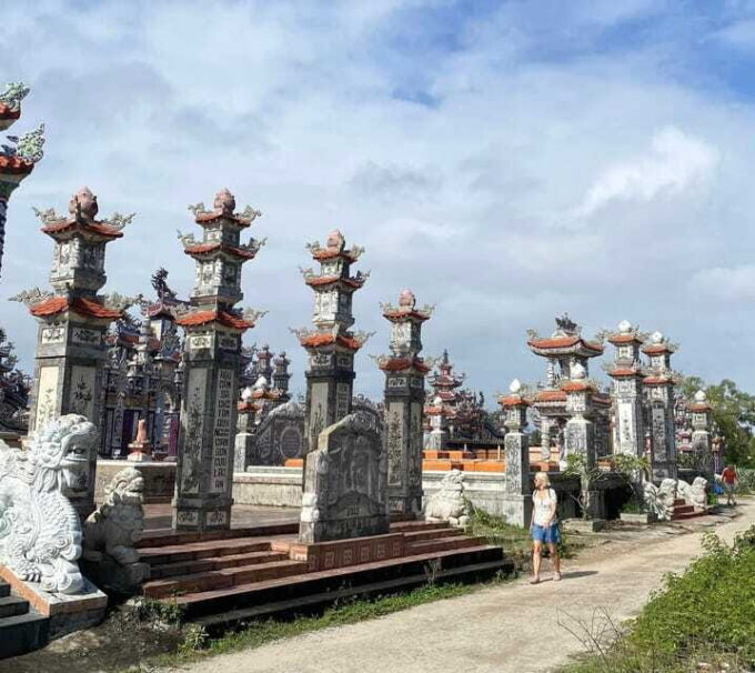 Hue: Transfer to Hoi an With Royal Tombs & an Bang Cemetery - Marble Mountains: Exploring the Five Elements