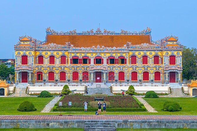 Hue Walking Tour: Explore The Imperial City & Tour Guide - Accessibility and Group Size