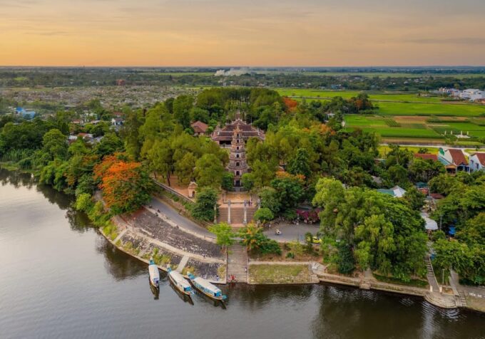 Hue: Walking Tour to Thien Mu Pagoda and Back by Boat Trip - Boat Trip Back to City Center