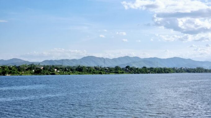 Hue: Walking Tour to Thien Mu Pagoda and Back by Boat Trip - Enjoying Traditional Garden House