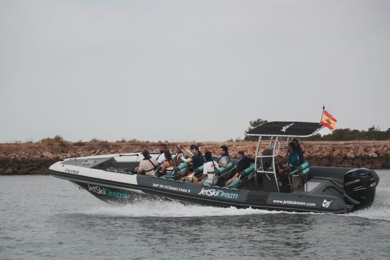 Huelva: Guadiana River and Ayamonte Fish Market Boat Tour - Vessel Information