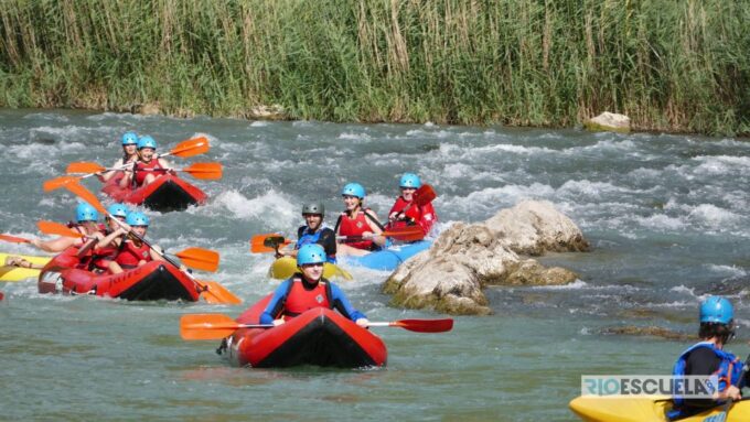 Huesca: River Kayak in the Pyrenean Geological Route - Kayaking Skills