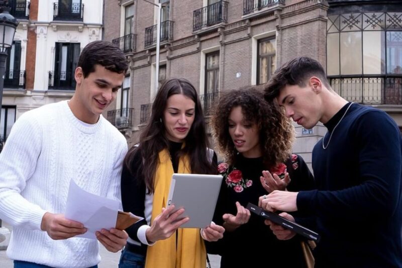 Huesca: Urban Outdoor Escape Room Game - Key Points