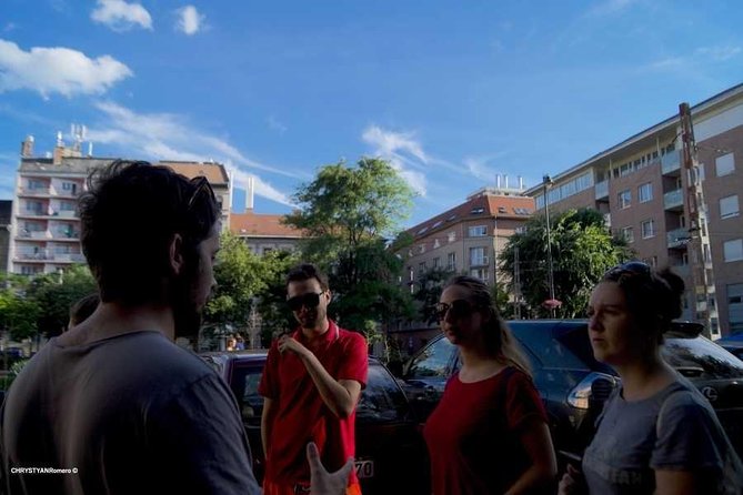 Hungarian History Walking Tour With Food Tasting - Whats Included