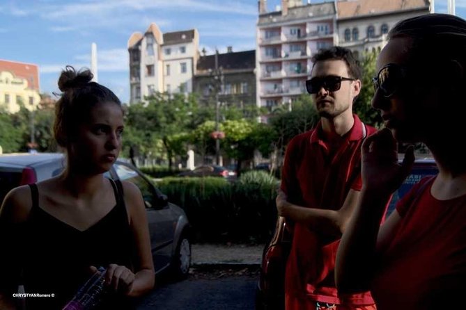 Hungarian History Walking Tour With Food Tasting - What To Expect