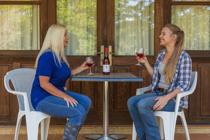 Hunter Gleann Private Tour- Indulgence Wine Tour for 2 (Full Day) - Tour Features