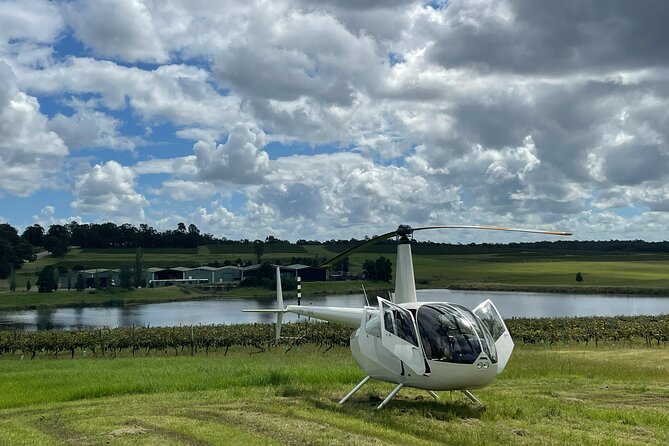 Hunter Valley Romantic Bubbly Breakfast Helicopter Tour From Cessnock - Meeting Point and Departure