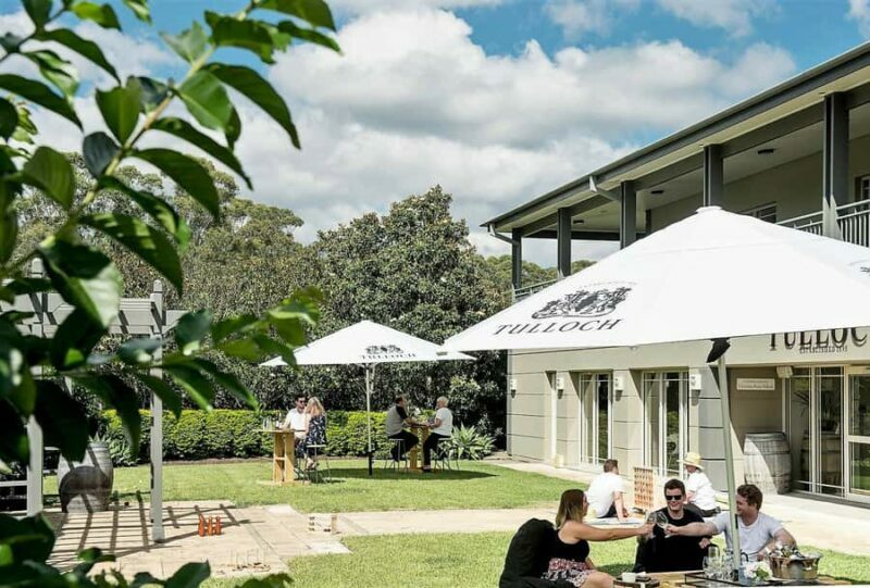 Hunter Valley: Tulloch Wine Tasting and Chocolate Pairings - Exploring the Tulloch Wine and Chocolate Experience