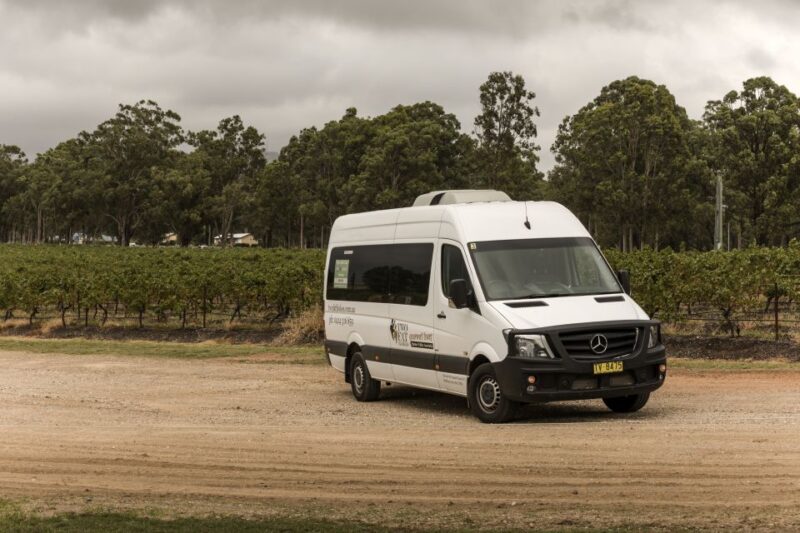 Hunter Valley: Uncork the Hunter Full-Day Wine Tour - Gourmet Lunch and Pairings