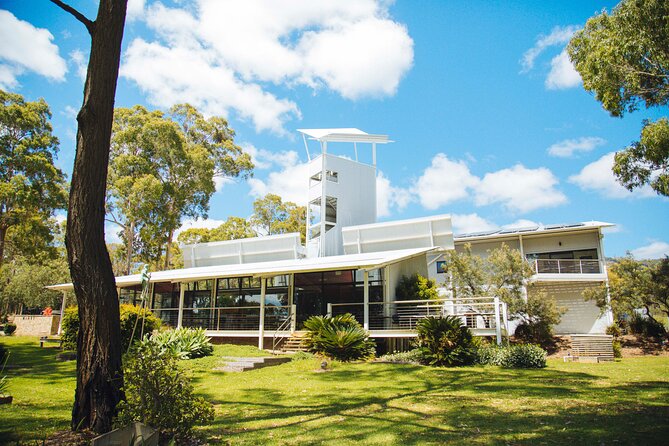 Hunter Valley Wine Tour Ex Hunter Valley - Lunch, Cheese, Chocolate, Distillery - Reviews and Policies