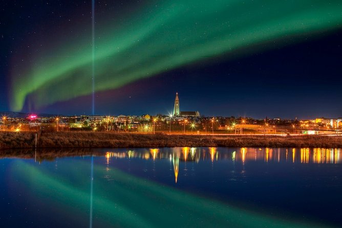 Hunting for Reykjavik Northern Lights Private Tour - Professional Guide and Transportation
