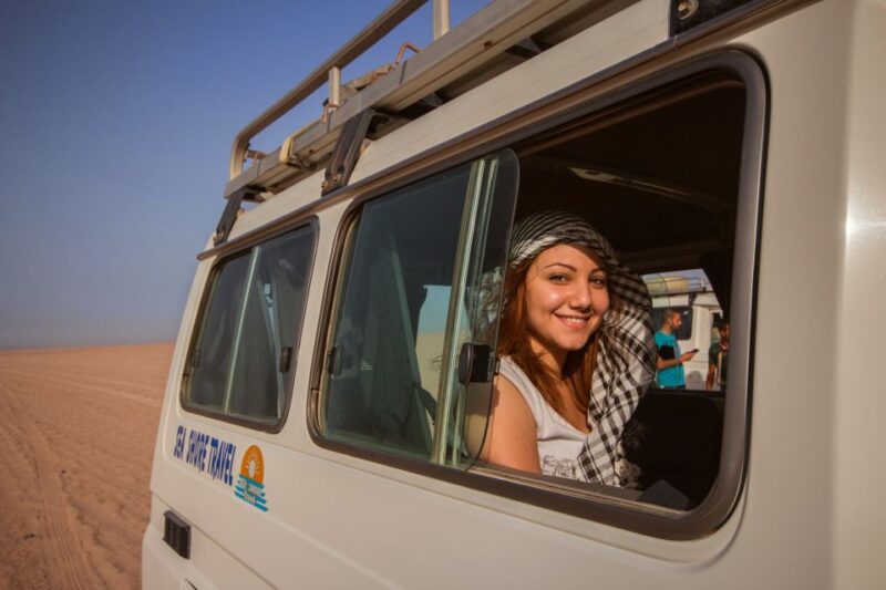 Hurghada: 6-Hour Jeep Desert Safari, Dinner, and Show - Itinerary Details