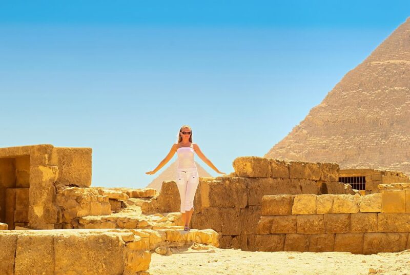 Hurghada: Cairo Day Trip With Horse Ride Along Giza Pyramids - Additional Offerings