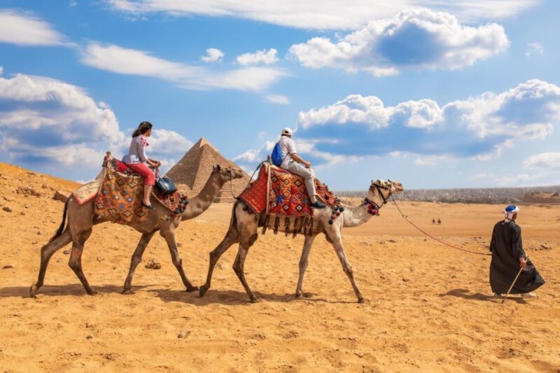 Hurghada: Camel Ride Along Pyramids of Giza & Cairo Museum - Museum Exploration