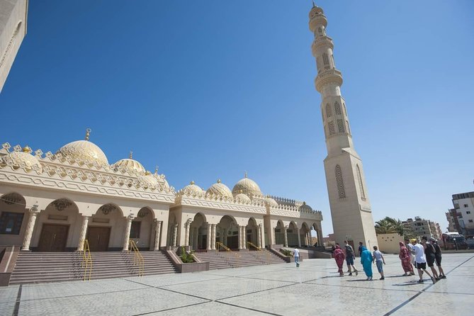 Hurghada City Tour , Its More Than Hotels & Beach , Join Us to Know It More - Experiencing Traditional Egyptian Cuisine