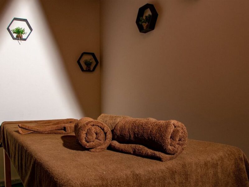 Hurghada: Cleopatra Spa and Massage - Accessibility and Restrictions