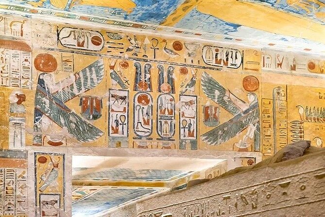 Hurghada :Day Trip to Luxor:Balloon&West and East&Felucca& Dinner - Balloon Ride