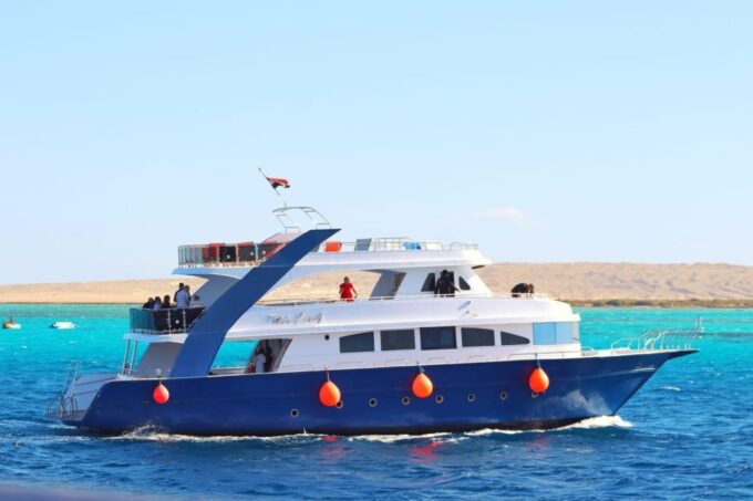 Hurghada: Elegance Yacht Cruise to Orange & Magawish Island - Booking and Availability