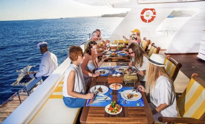 Hurghada: Elite Vip Snorkeling Cruise With BBQ Buffet Lunch - Culinary Experience