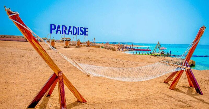 Hurghada: Hula Hula Island Boat Trip With Snorkeling & Lunch - Itinerary and Activities