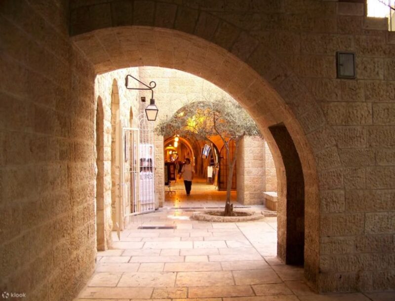 Hurghada: Jerusalem Day Tour From Hurghada by Flight - Travel Logistics