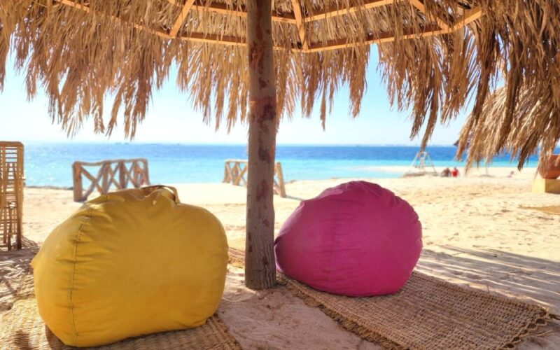Hurghada: Magawish Island Boat Trip With Lunch & Transfers - Itinerary and Highlights