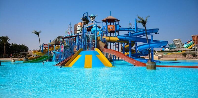 Hurghada: Makadi Water World Ticket, Lunch, & Hotel Transfer - Dining Options