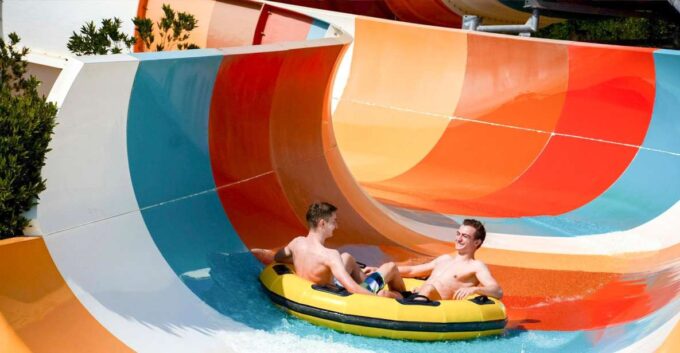 Hurghada: Makadi Water World Ticket With Private Transfer - What to Bring