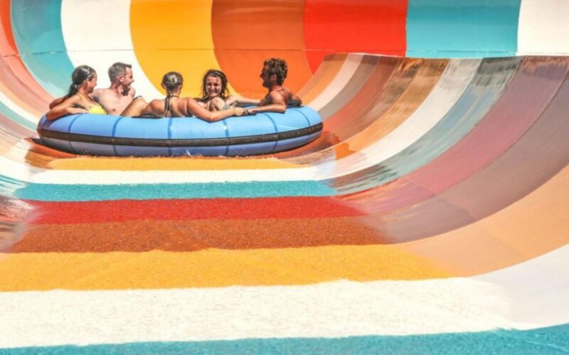 Hurghada: Makadi Water World With Lunch, Drinks & Transfers - Included Buffet Lunch