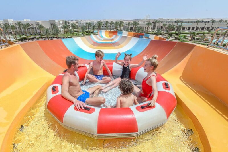 Hurghada: Makadi Water World With Lunch, Drinks & Transfers - Convenient Pickup and Drop-off