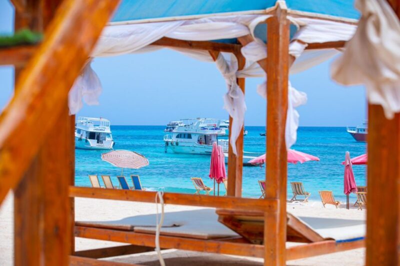 Hurghada: Nemo Island Speedboat Tour With Snorkeling & Lunch - Itinerary and Experience