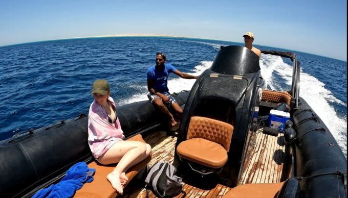 Hurghada: Nemo Island Speedboat Tour With Snorkeling & Lunch - What to Expect on the Tour