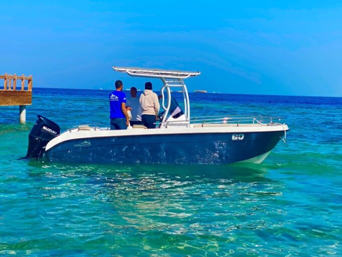 Hurghada: Orange Bay Dolphin Watching, Snorkeling & Lunch - Lunch and Refreshments