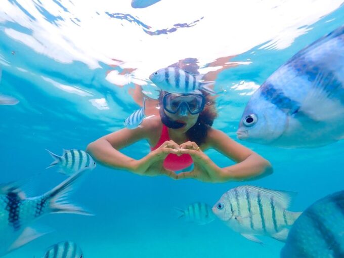 Hurghada: Orange Bay Yacht Cruise With Private Transfers - Lunch and Refreshments