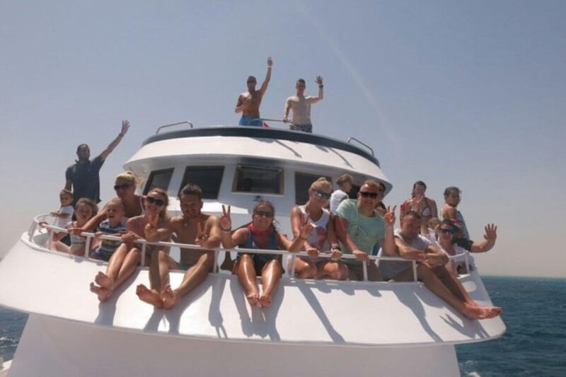Hurghada: Paradise Island Snorkeling Trip - Snorkeling Experience