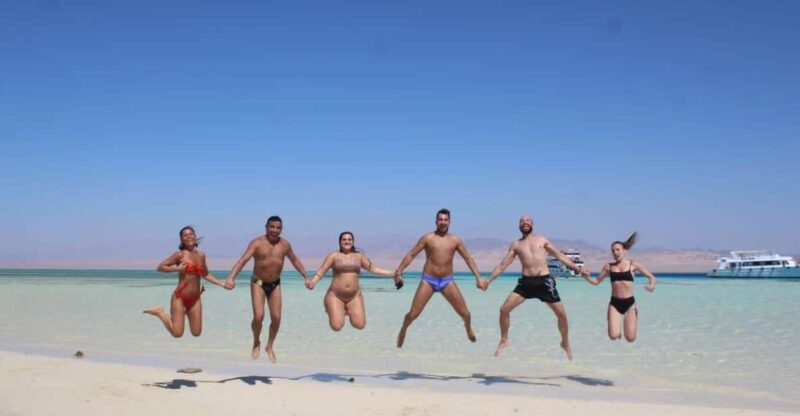 Hurghada: Platinum Orange Bay Snorkeling Cruise With Lunch - Key Points