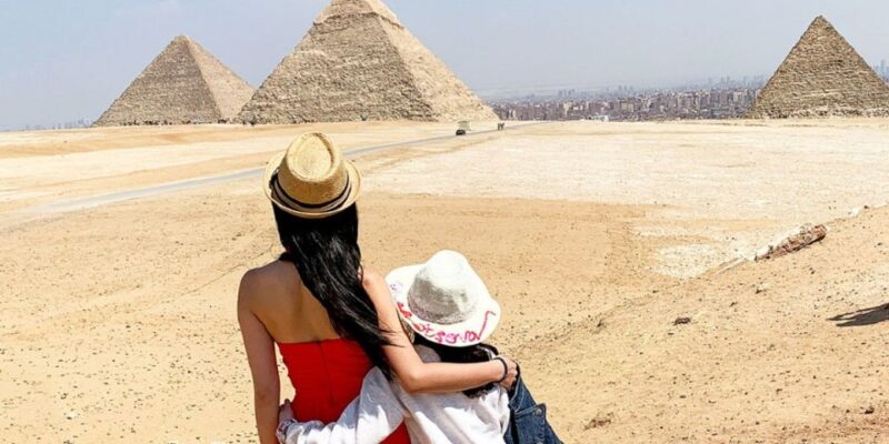 Hurghada: Private Cairo Day Tour With Felucca,Lunch& Tickets - Guidance and Language Options