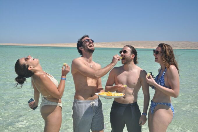Hurghada: Private Speedboat Adventure With Snacks & Pick-Up - Customer Reviews and Ratings