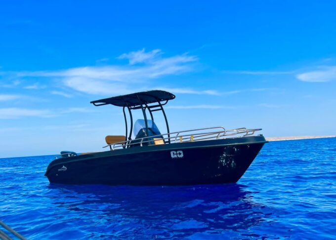 Hurghada: Private Speedboat Adventure With Snacks & Pick-Up - Important Notes