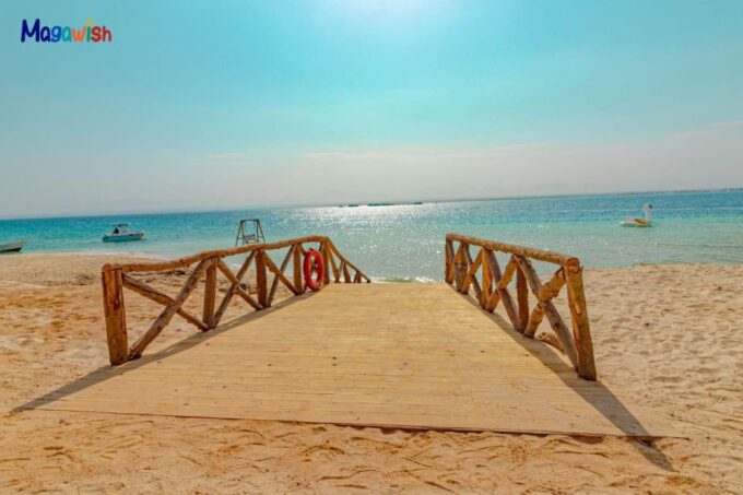 Hurghada : Sunset & Barbecue at Magawish Island By Speedboat - Snorkeling and Coral Reefs
