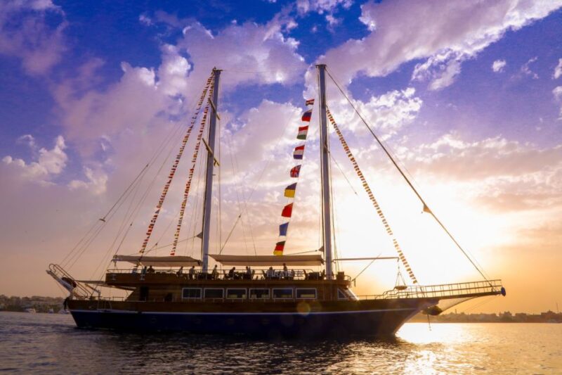 Hurghada: Sunset Dinner Sailing Cruise & Live Music - Pricing and Reservation