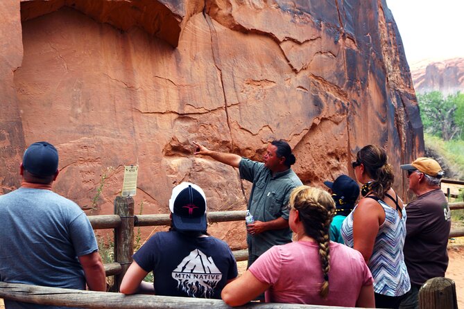 Hurrah Pass Scenic 4x4 Tour in Moab - History and Culture