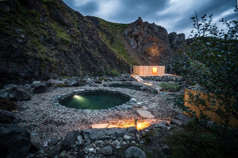 Husafell: Canyon Baths Soak With Short Highlands Hike - Restrictions and Info
